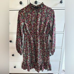 Floral Mini Dress with Ruffle Neck and Puff Sleeves XS/S